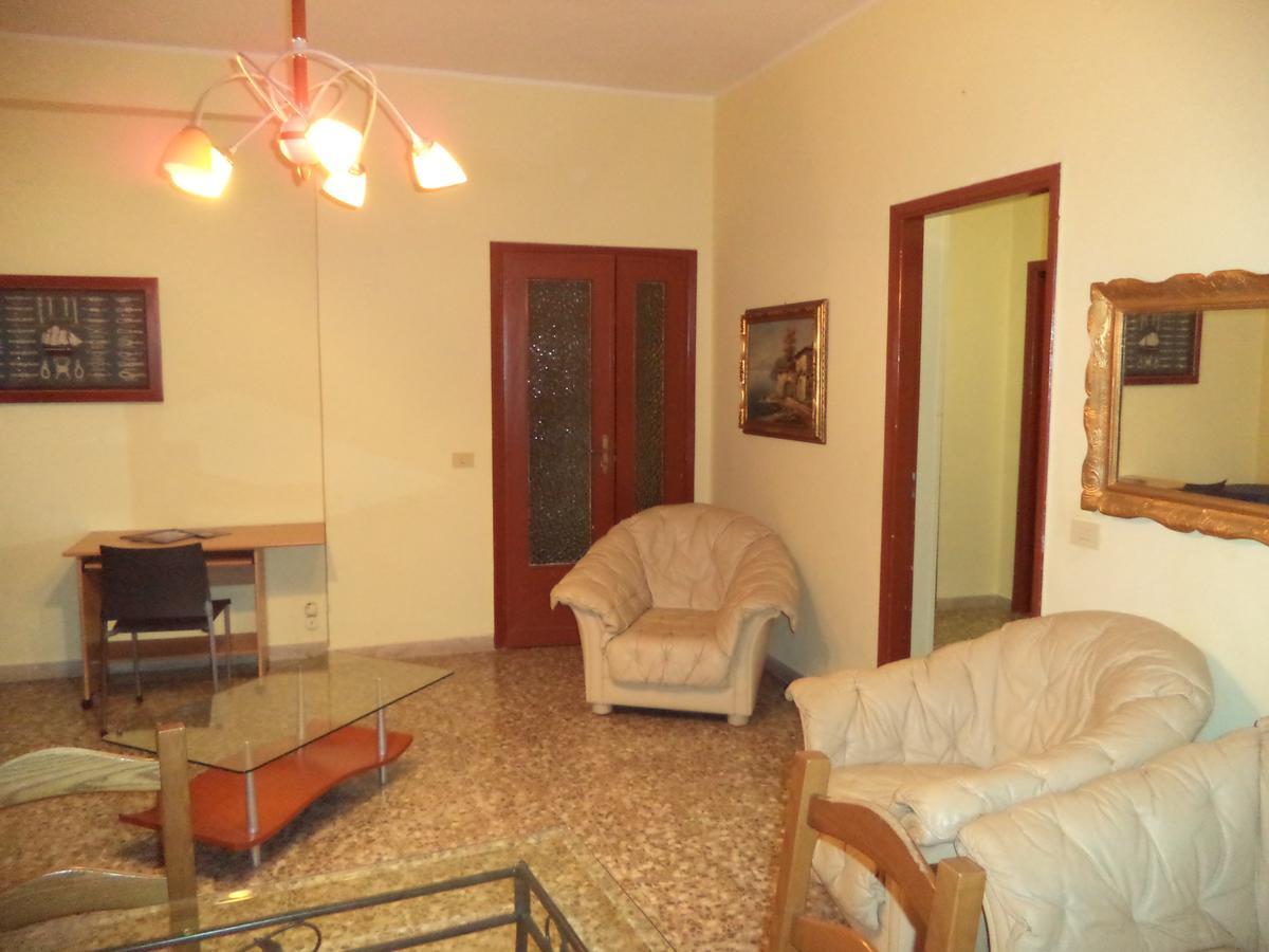 סירקוזה Amuni' Sicily Guest House מראה חיצוני תמונה