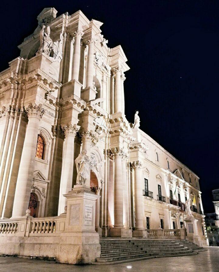 סירקוזה Amuni' Sicily Guest House מראה חיצוני תמונה