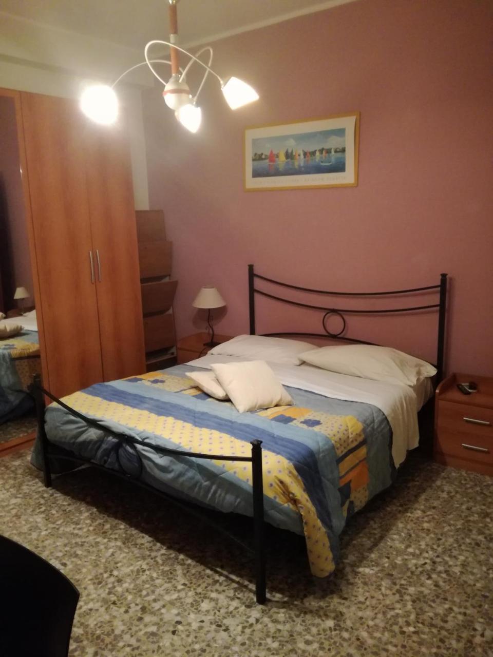סירקוזה Amuni' Sicily Guest House מראה חיצוני תמונה
