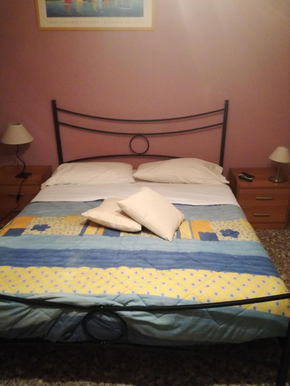 סירקוזה Amuni' Sicily Guest House מראה חיצוני תמונה